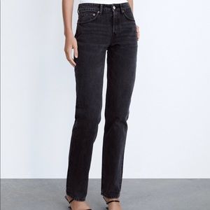 Zara - Mid Rise - Straight Leg